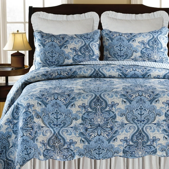 Navy Damask Floral King Bed Quilt, Reversible All Seasons Bedding