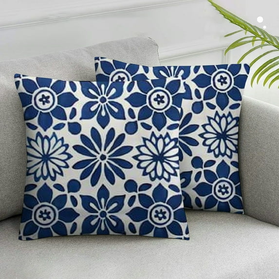 Nawypu Pillow Covers Chinoiserie Blue and White Porcelain Flower Throw Pillows Cover Super Soft Cozy Cushion Case Bedroom Home Outdoor Decor for Couch Bed Car 2pcs
