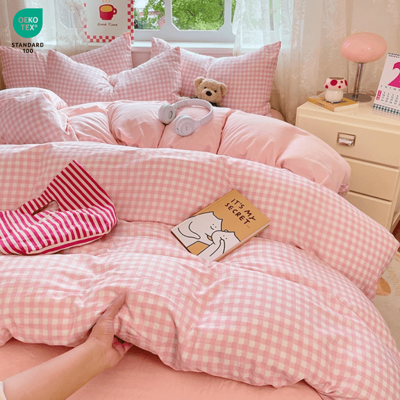 Nayoroom 3 Pieces Pink Gingham Quilt Set Buffalo Plaid Comforter Set Grid Simple Geometric Square Pattern Soft & Breathable Microfiber Bedding Set with Pillowcases,Queen Size