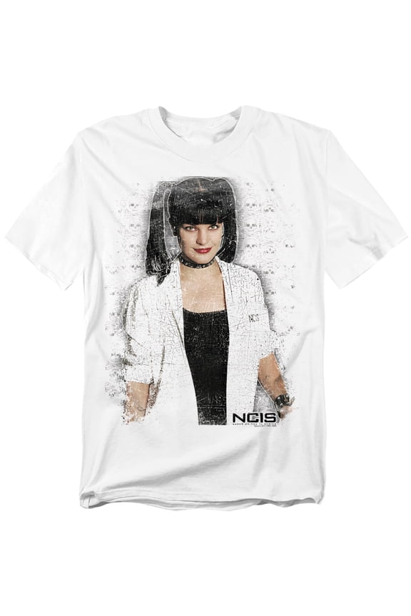 Abby Skulls Officially Licensed Adult T-Shirt M
