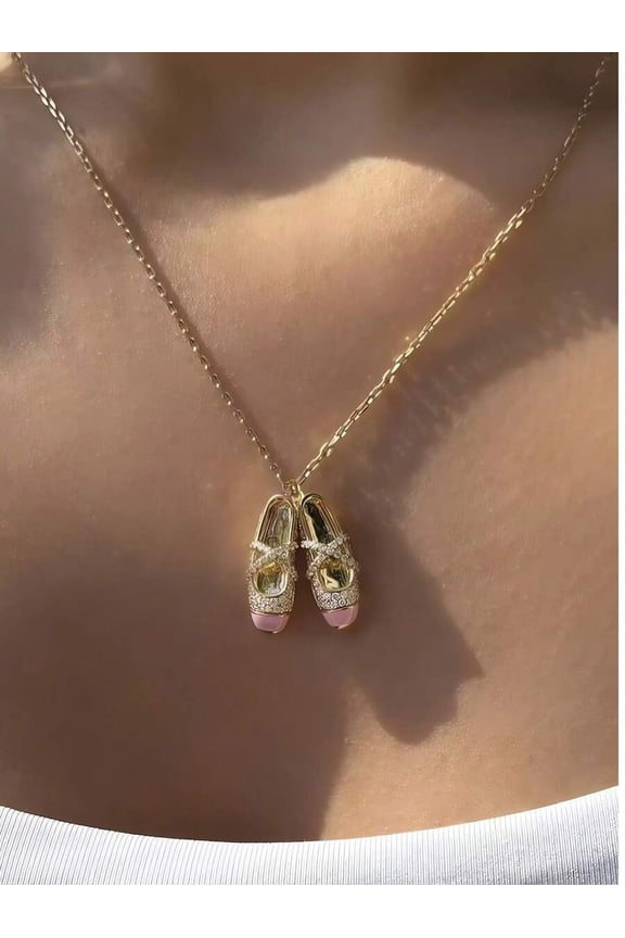 Necklace In Pink With Crystal Accents Goldtone Chain