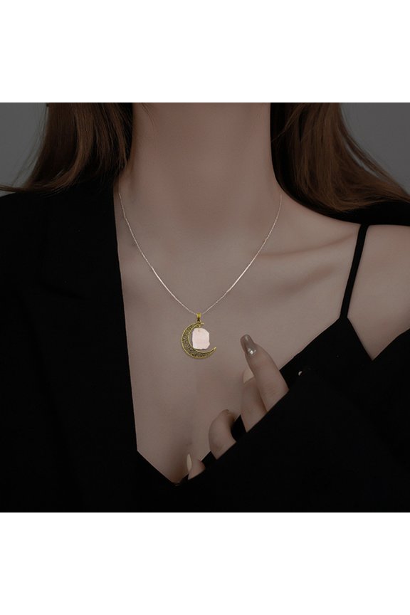 Necklace For Women Natural Quartz Crystal Moon Pendant Chakra Crystal Necklace Jewelry For Women Wonderful Christmas Birthday Gift Mom Gifts Mother's Day Gifts Necklace Birthstone Necklace for Mom Bi