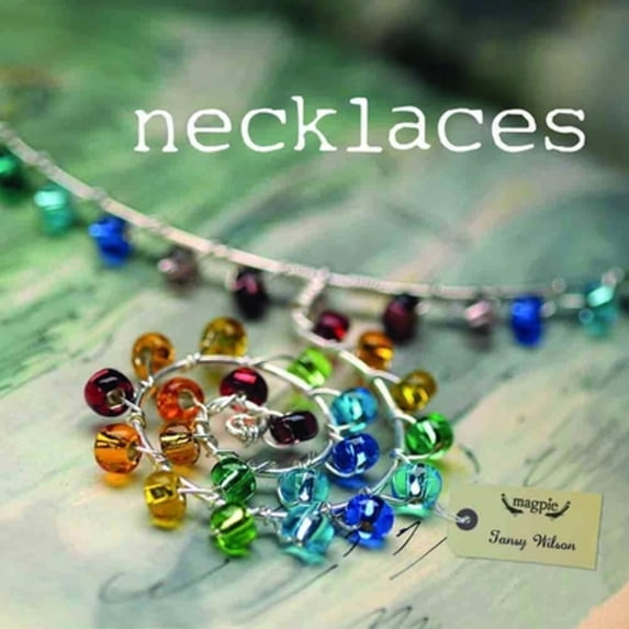 Pre-Owned Necklaces (Paperback) 1861088647 9781861088642