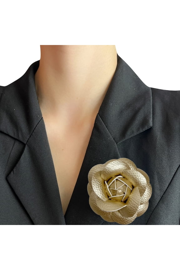 Camellia Shape Brooch Realistic Flower Themed Lapel Pin for Women PU Breastpins Stylish Coat Badge Accessory
