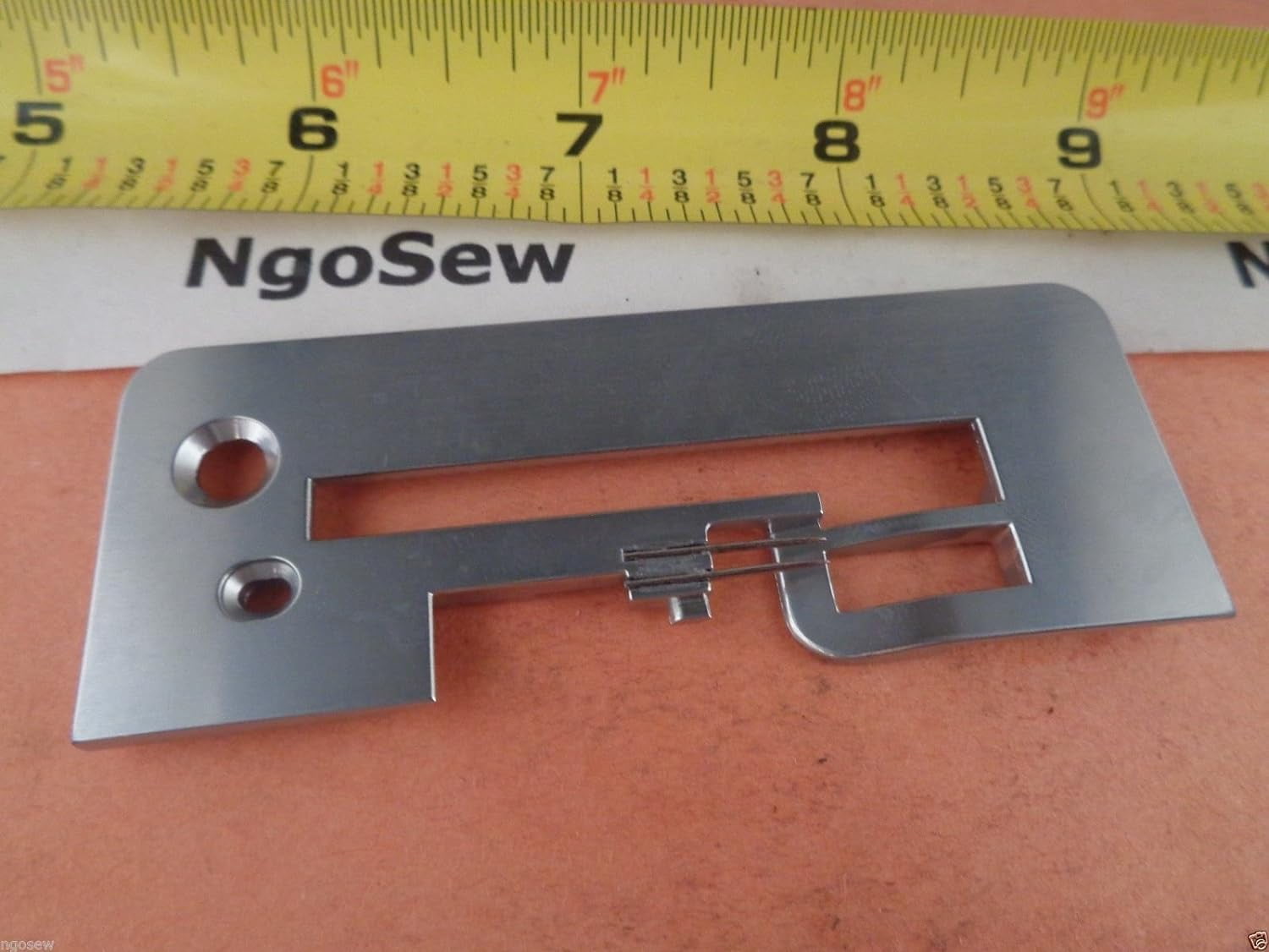 Replacement Needle Plate For Brother Serger Overlocker 925D, 935D - High Quality 4 Thread Plate, Model #X77614-001 - View #3