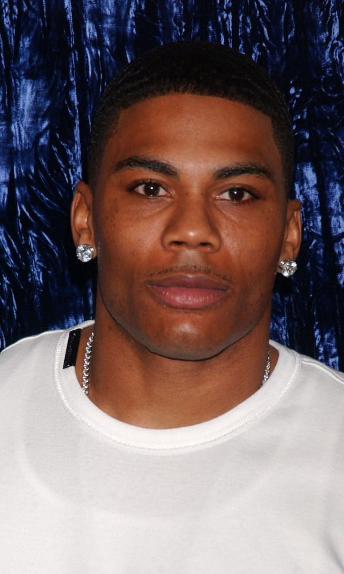 Nelly At Arrivals For Mtv Video Music Awards VmaS 2007 - Arrivals Canvas Art - (16 x 20)