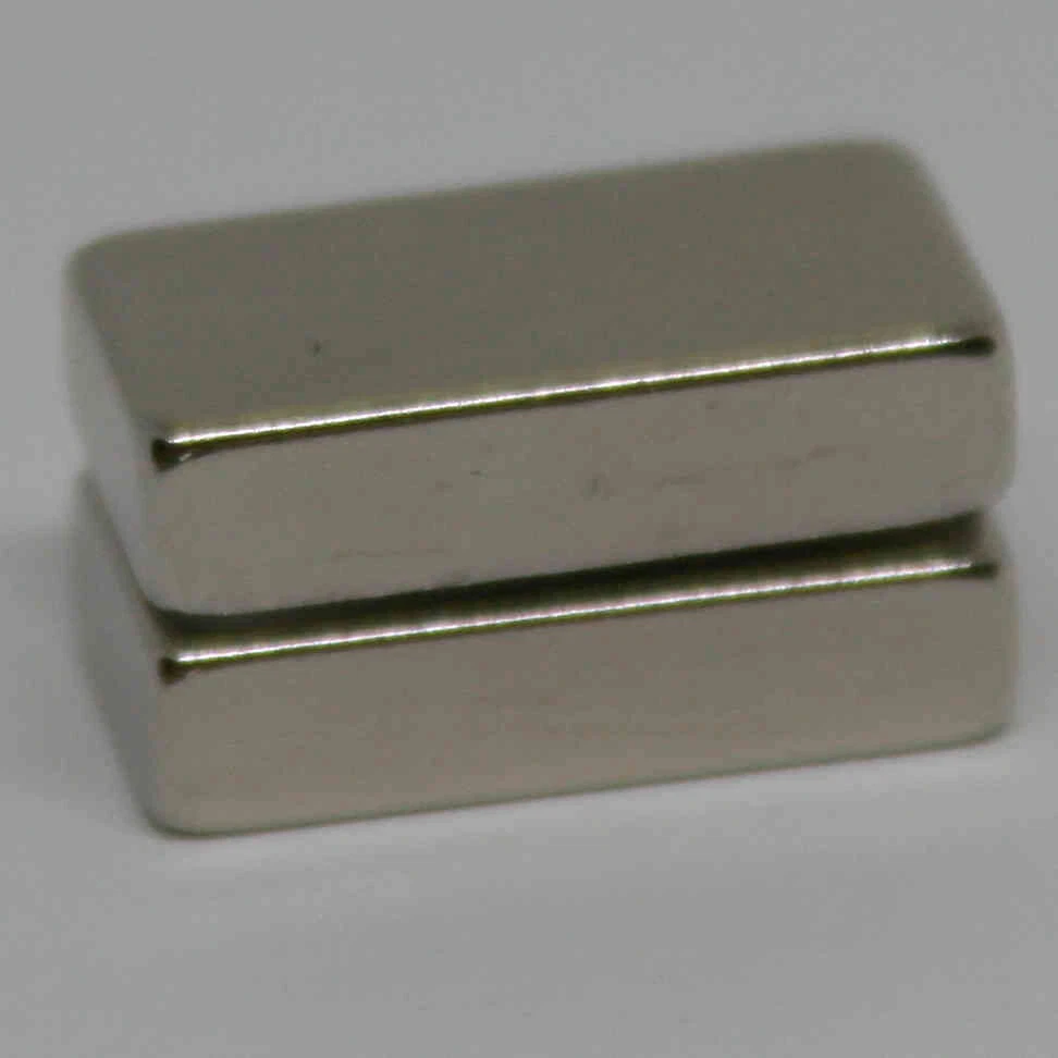 Neodymium Block Magnets (2 Pk) 1 In X .50 In X .25 In (Rectangle) High N52 Power