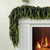 Neoyler Christmas Garland Greenery Lifelike Indoor Decoration with Long Lasting Material for Home Mantel And Party Ambiance Suit for Seasonal Celebration Decor 70.9in Green