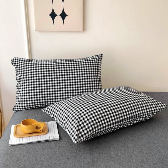 Neoyler Pillow Cases Standard Size Sateen Pillowcase Soft Microfiber Mite Resistant Quiet Stay in Place Envelope Closure Hem Piping Machine Washable for Bedroom and Guest Black 18.8x29.1in