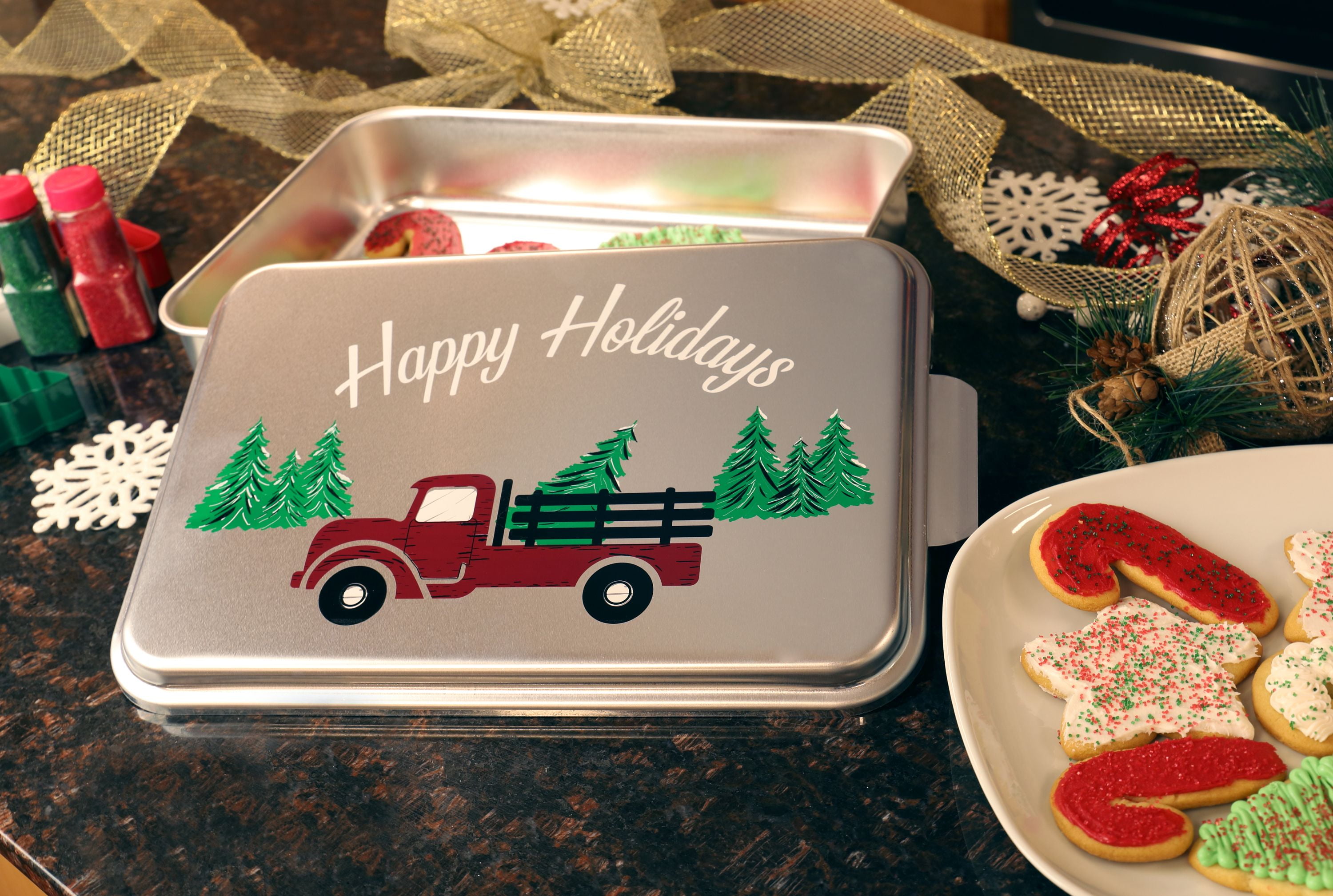 Nesco Holiday Cake Pans with Lid, 2 Pack