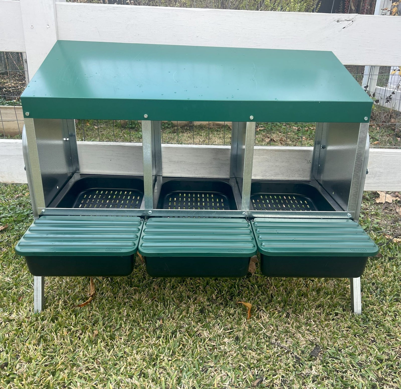 Nesting Box With Legs - 3 Bays - Walmart.com