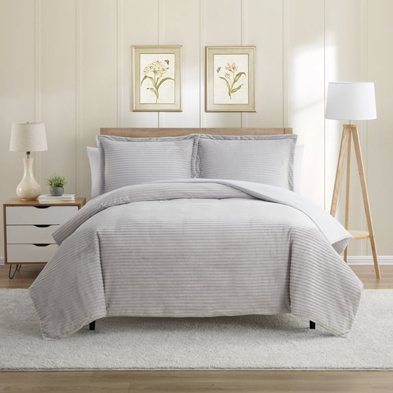 Nestl 3 Pc Cut Plush Reversible Duvet Cover and Sham Set with Zipper Closure & Corner Ties - 100% Soft Hypoallergenic Microfiber Decorative Comforter Cover King, Silver Gray