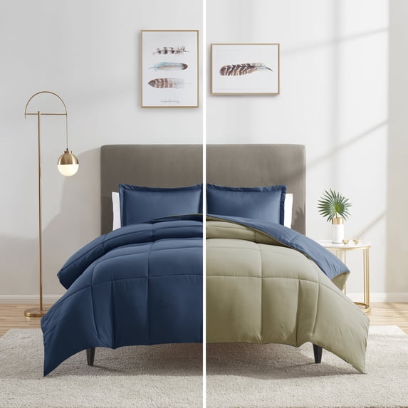 Nestl 3-Piece Soft Down Alternative Reversible King Comforter Set, King/Cal King, Navy & Sage