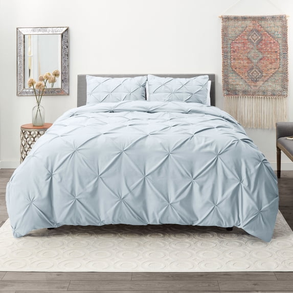 Nestl Down Alternative Comforter Set with Pillow Shams, Pinch Pleated Comforter, 2-Piece Bedding Set, Twin/Twin XL, Ice Blue