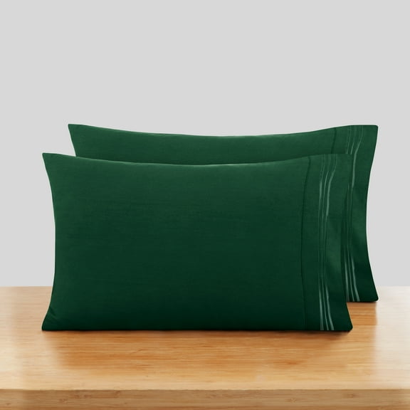 Nestl Pillow Cases, 1800 Series Luxury Soft Microfiber Queen/Standard Pillow Cases Set of 2 (20"x30"), Breathable & Easy Care Pillow Covers, Hunter Green