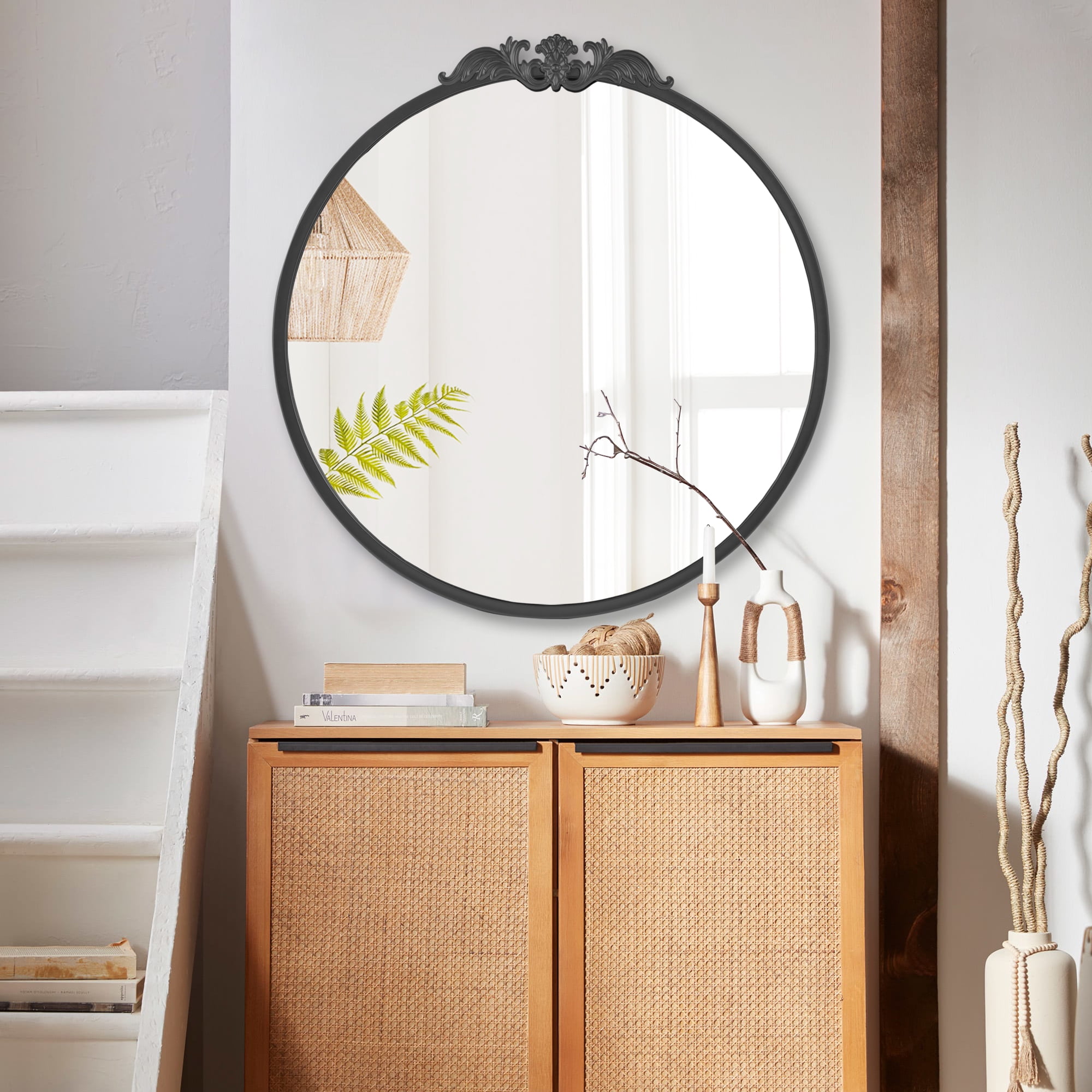 .com: NeuType 32 Inch Round Mirror Black Wall Decor Mirror for Wall  Hanging Decorative Wall Art Mirrors with Colour Reflection for  Entryway/Bedroom/Living Room Aluminum Alloy Frame,Classic Black : Home &  Kitchen