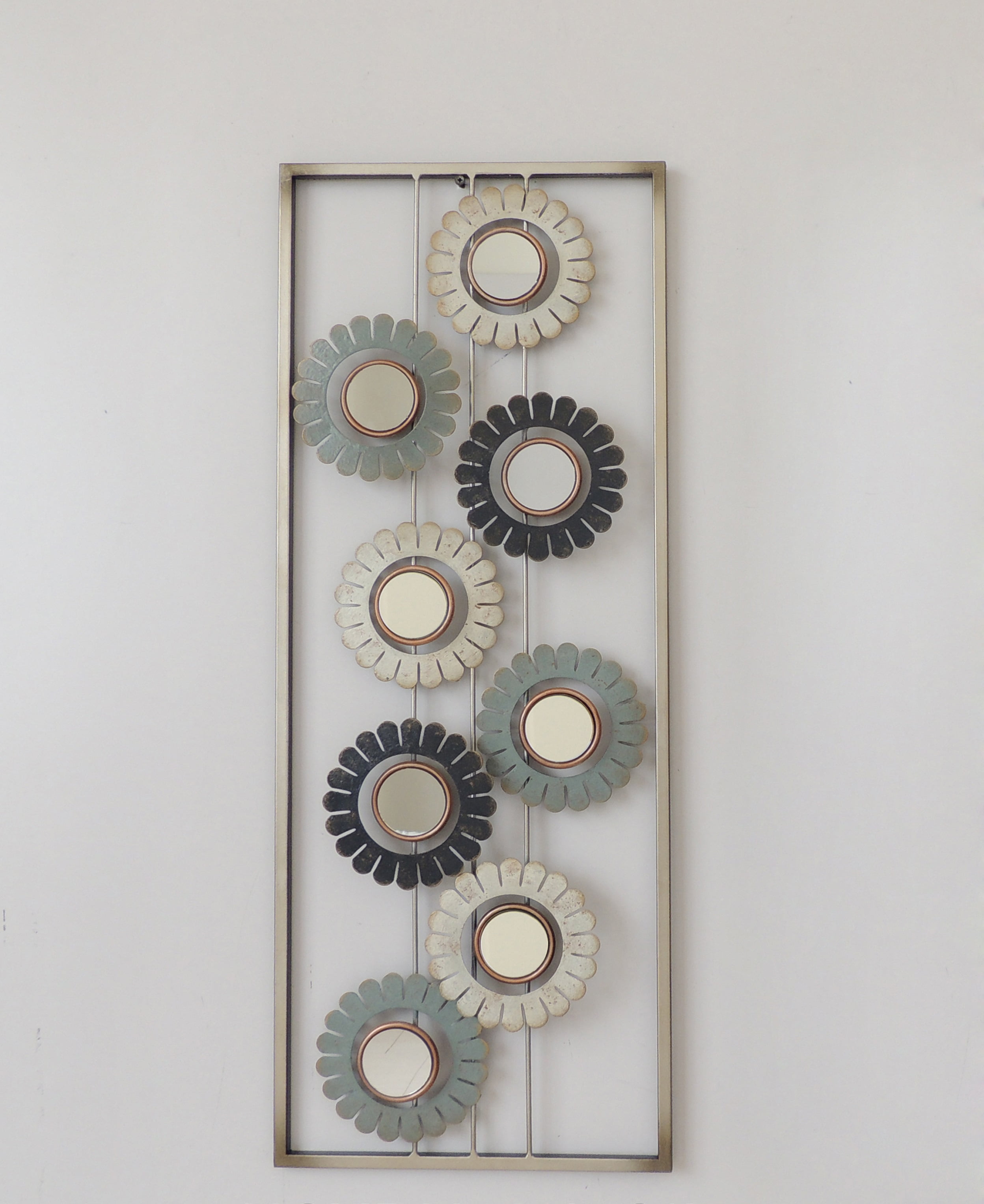 New All American Collection Modern Chic Aluminum/ Metal Wall Decor with