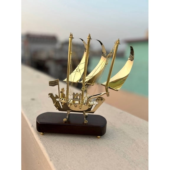 New Antique Look Titanic Brass Ship with Wooden Base Showpiece Home Office Decor