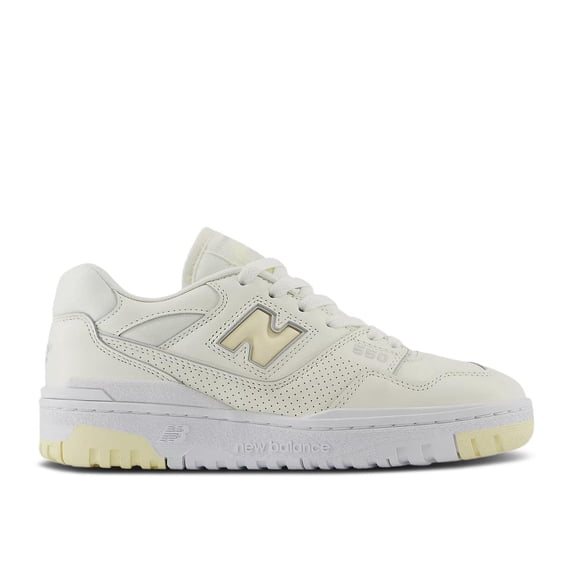 New Balance 550 Women's Shoes, Sea Salt/Calcium, Size 8.5