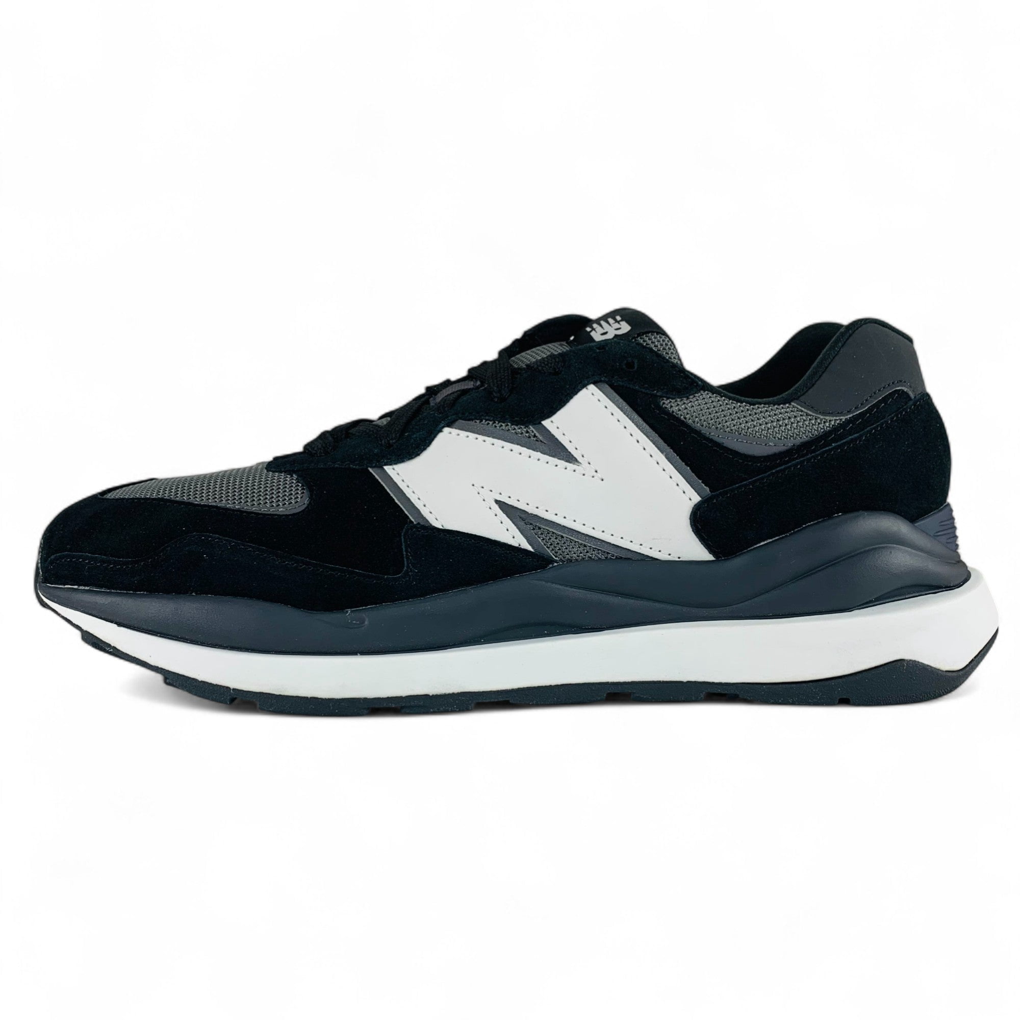 New Balance 57/40 Black White Men display picture 3