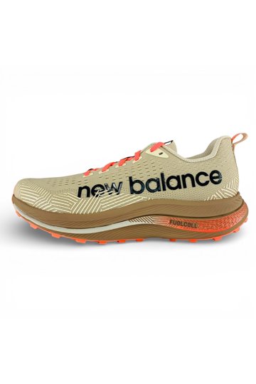 Trail Running New Balance display picture 3