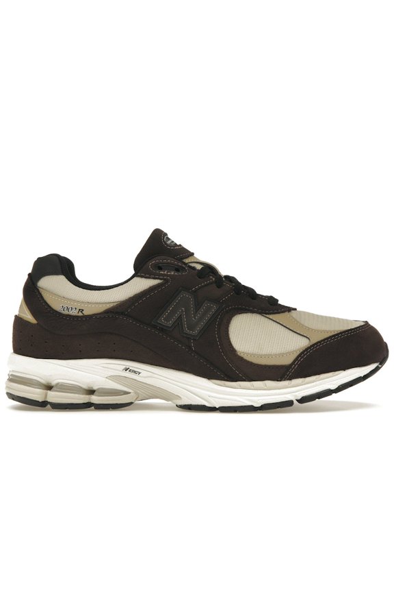 Men's 2002R Gore-Tex Black Coffee Shoes, from StockX