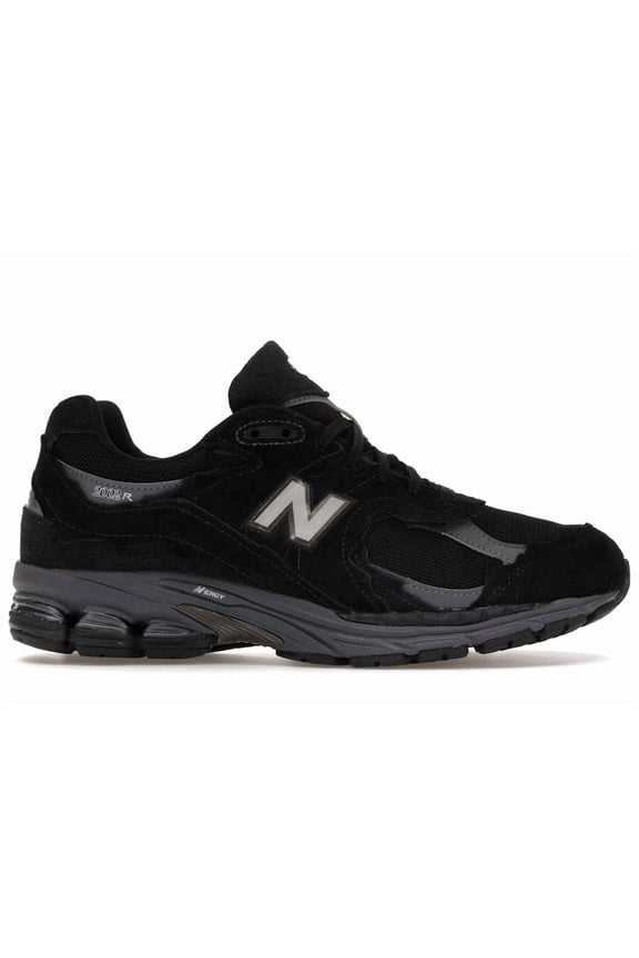 Men's 2002R Gore-Tex Protection Pack Black Magnet Shoes, from StockX