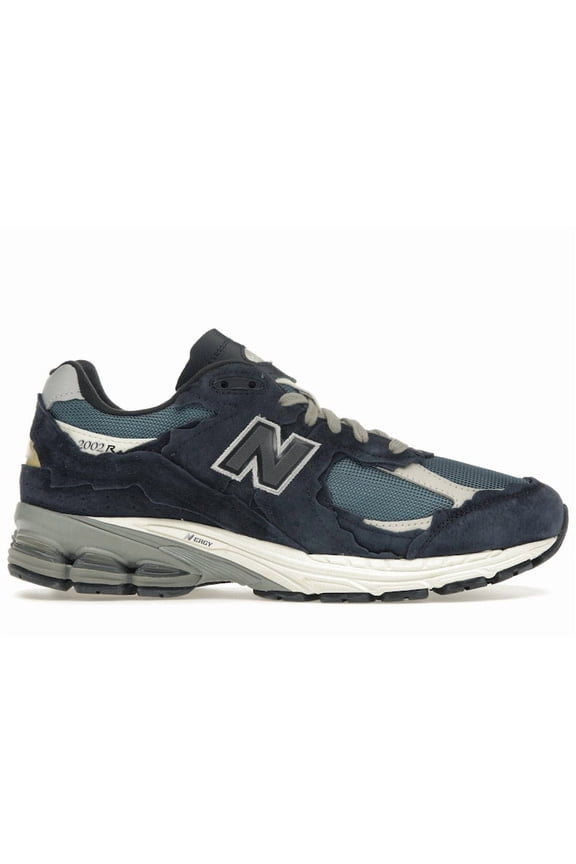 Men's 2002R Protection Pack Dark Navy Shoes, from StockX