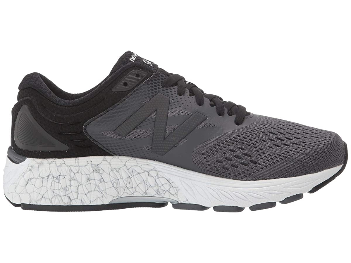 New Balance Womens 940 V4 Running Shoe Black/Magnet