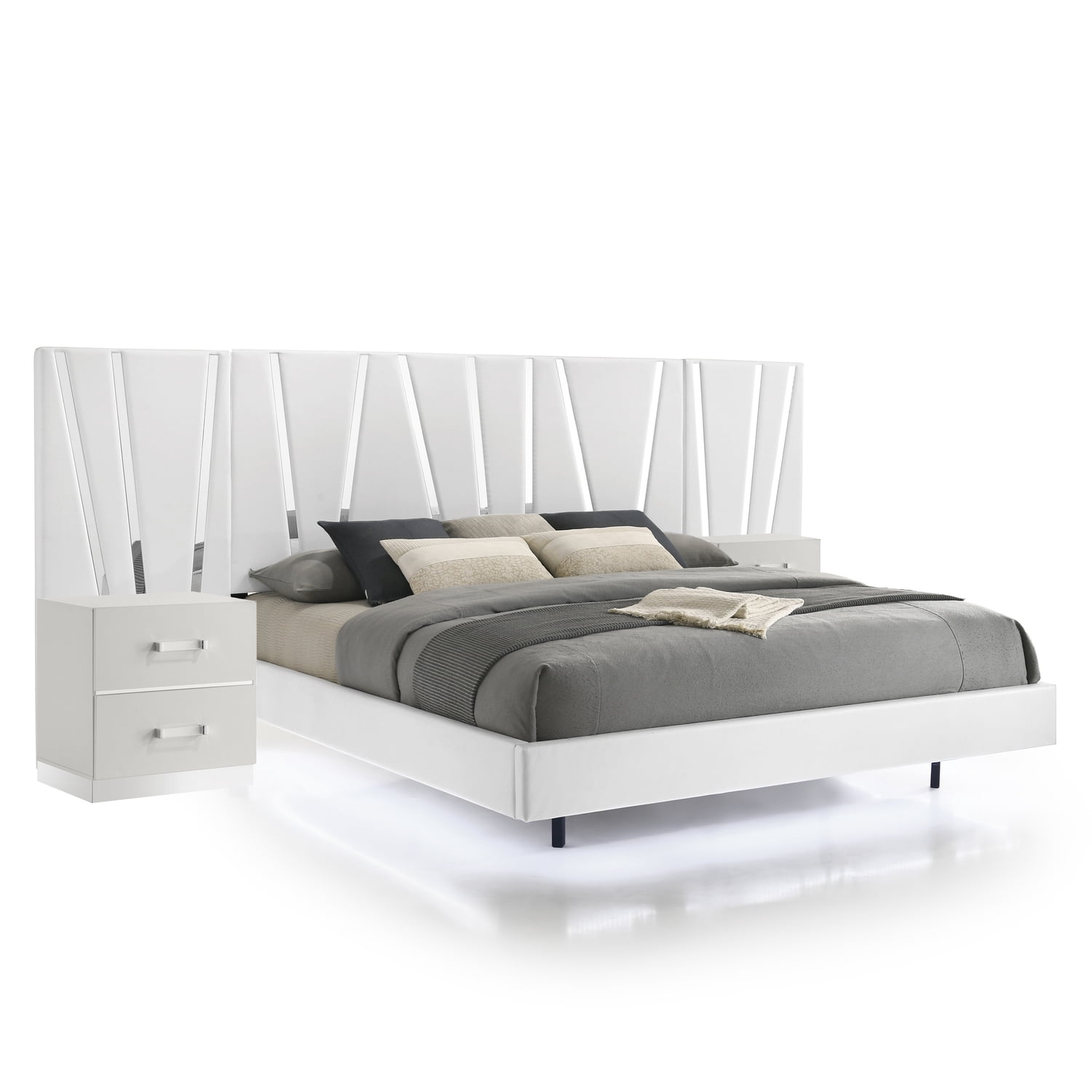 New Classic Furniture Europa Wood Bed