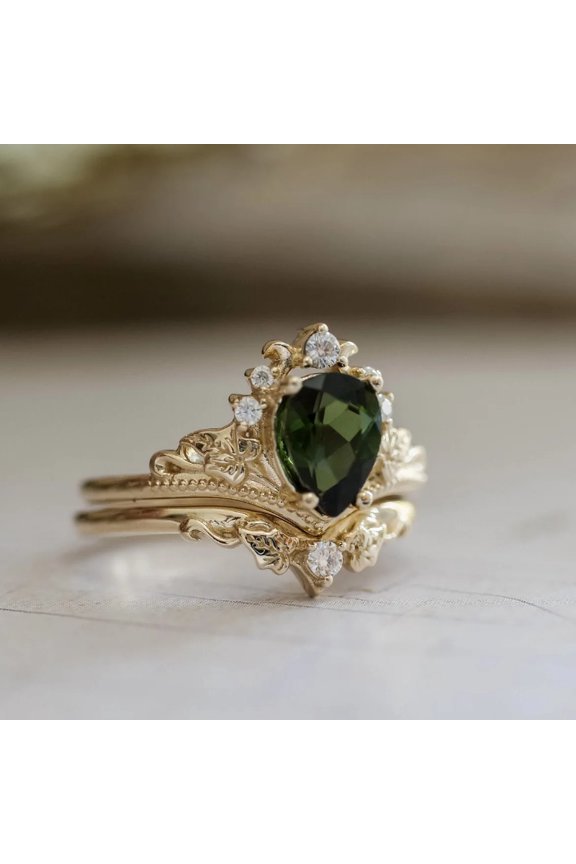 New Creative Olive Green Zircon Women's Ring