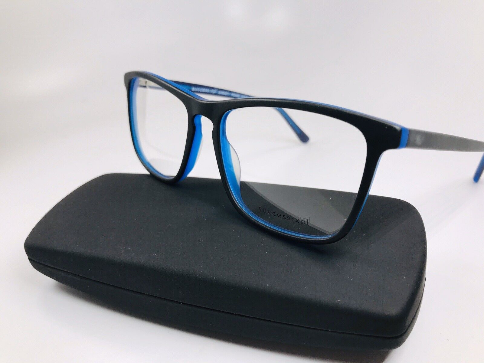 New Designer Inspired SUCCESS SS-121 Black & Blue on Clear Eyeglass 53mm w/Case XPL New SUCCESS SS-115 Blue Eyeglasses 56/17/145 with Case  main image 4