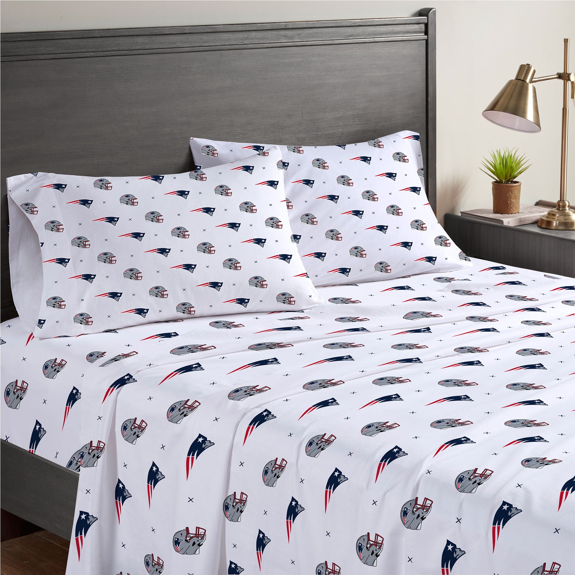 New England Patriots FourPiece Queen Sheet Set