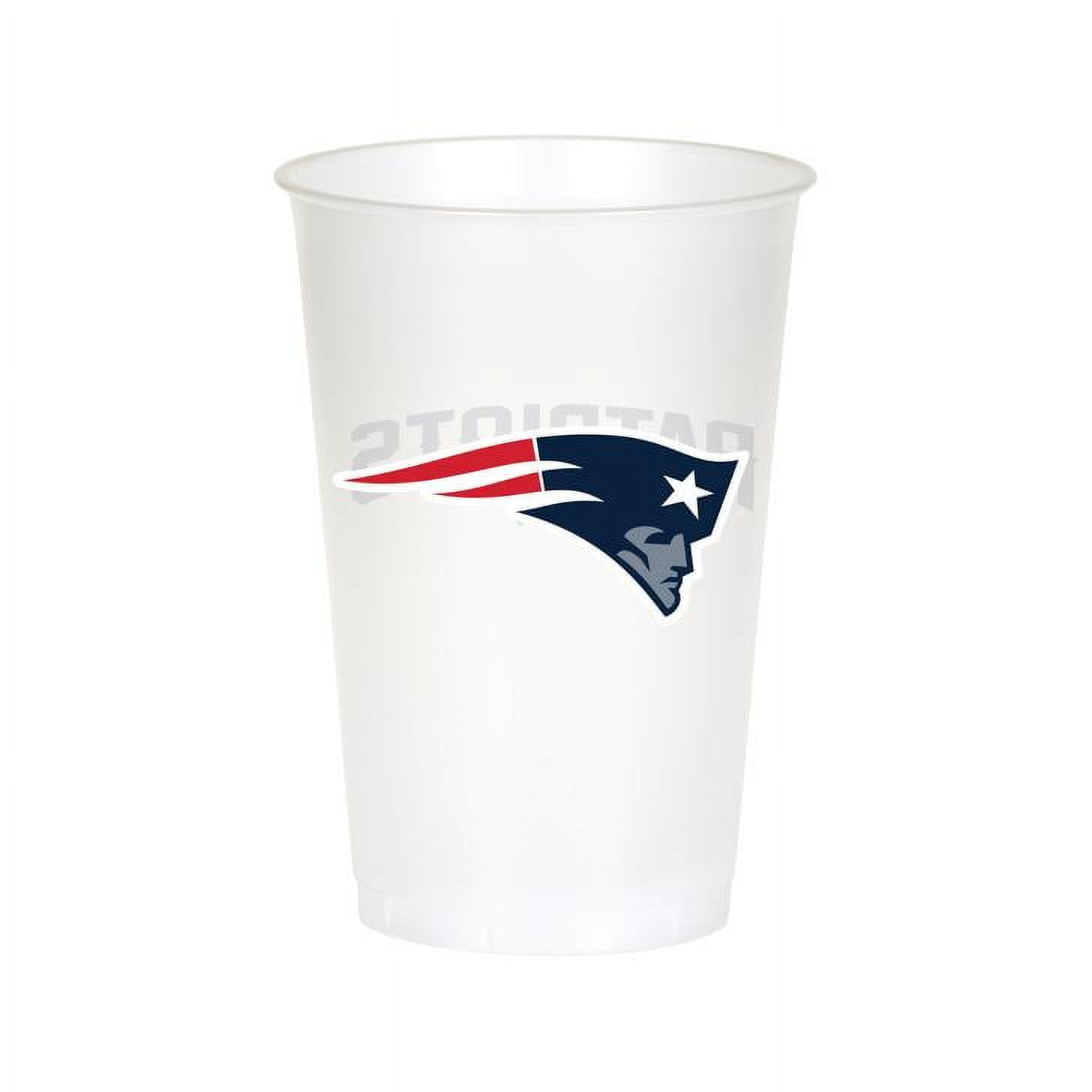 https://i5.walmartimages.com/seo/New-England-Patriots-Plastic-Cups-24-Count_18d1eeb5-4220-454d-a0d6-2b3127a9c5c5.928121e98bea6ced83e9e6d50b35332b.jpeg