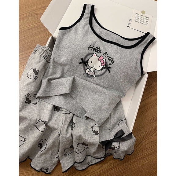 New Fashion Hello Kitty Casual Comfortable Set With Chest Mat Summer Pajama Cute Tank Top Shorts Clothing