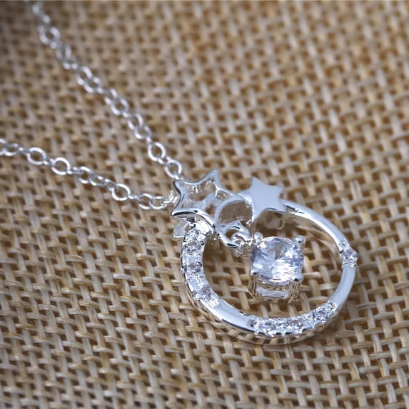 New Fashion Personality Flashing Stars Shape Popular Pendant Crystal Necklace