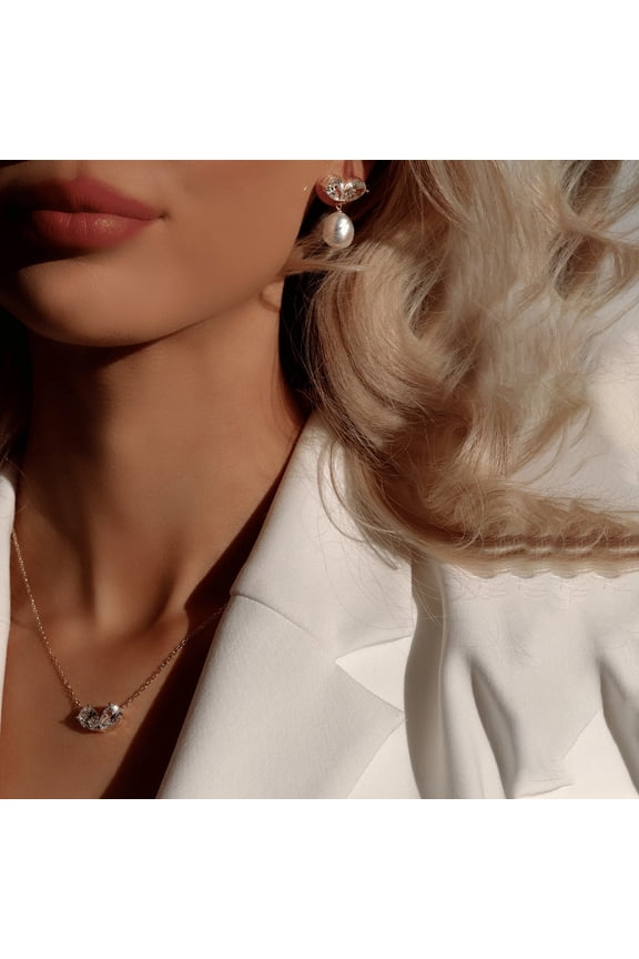 New French Pearl Heart Earrings with Delicate Necklace Vintage-inspired Luxury Rhinestone Set Elegant Bridal Jewelry Collection