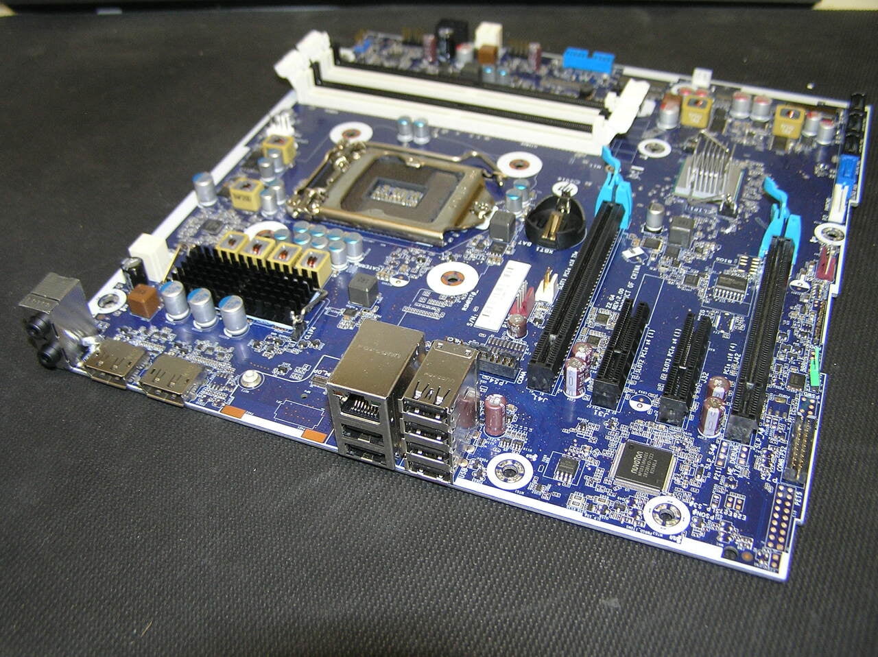 New Genuine HP Z2 G4 Motherboard L04857-002 L13216-001