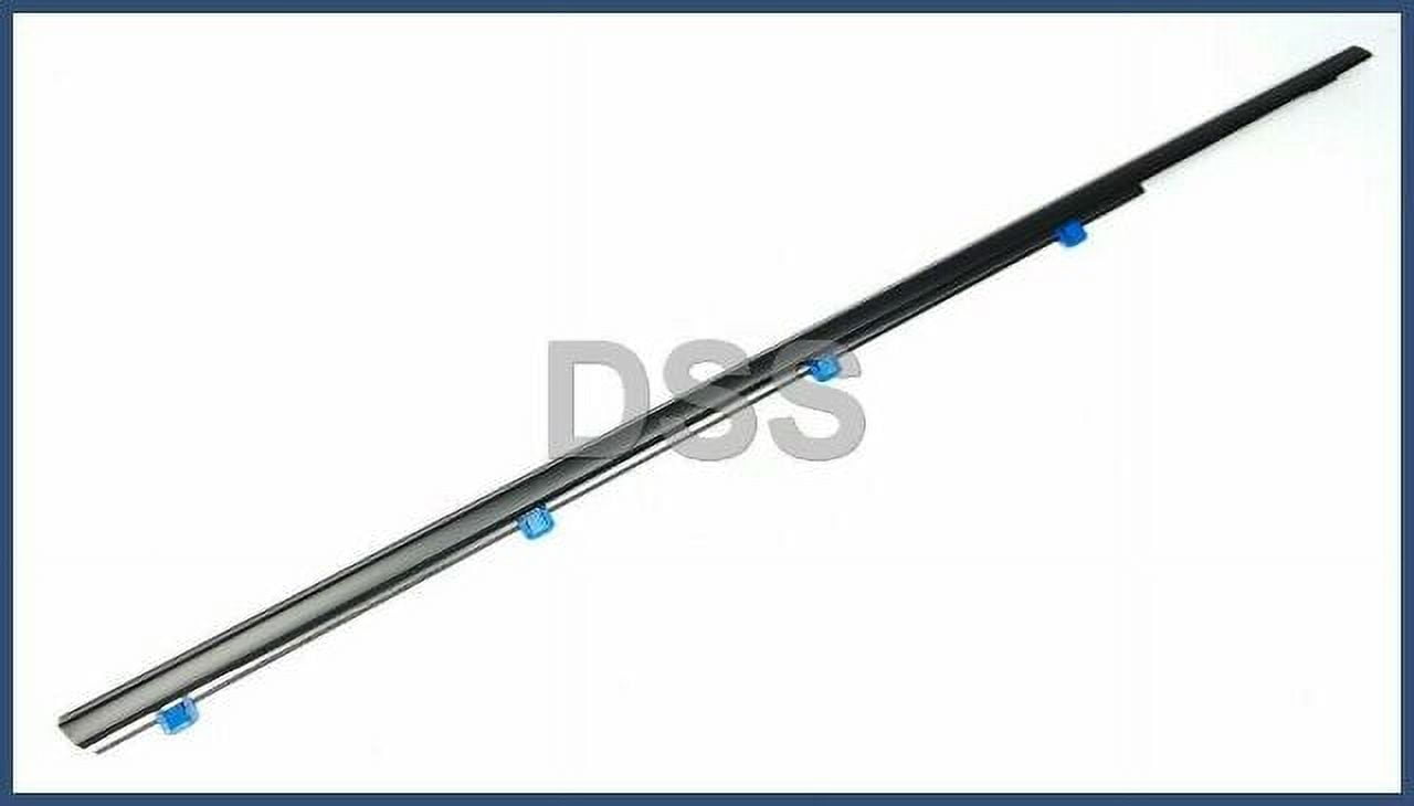 New Genuine Honda Odyssey Front Door Window Belt Molding Left (2011