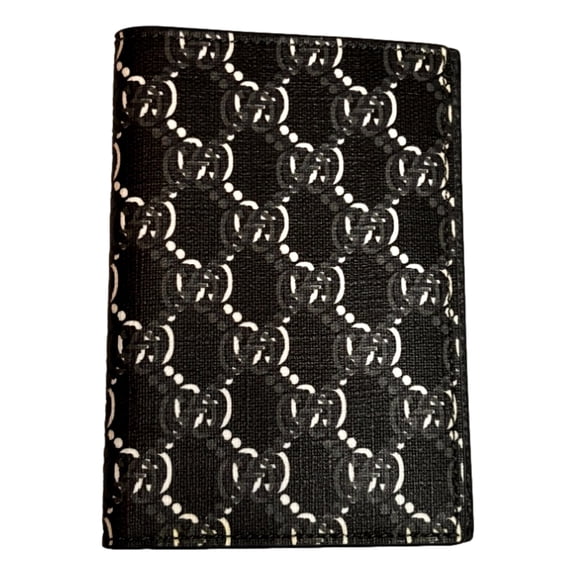 New Gucci GG Shadow Large Bifold Wallet Black Embossed Leather 6 Card Slots