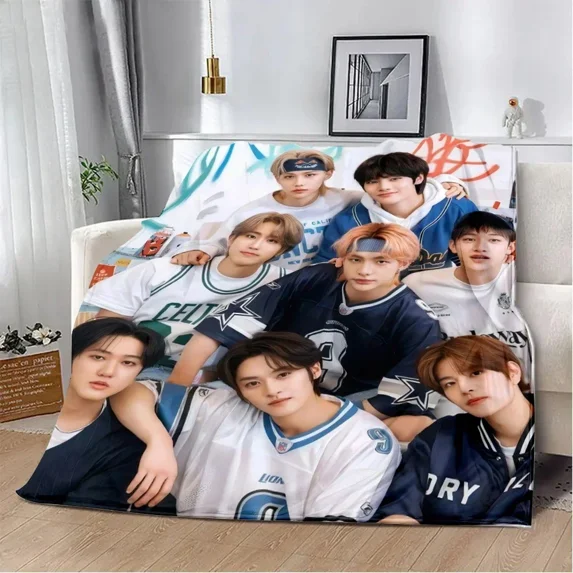 New KPOP Boys Stray Kids Printed Blanket Picnic Blankets Warm Blanket Soft and Comfortable Blanket Home Travel Birthday Gift