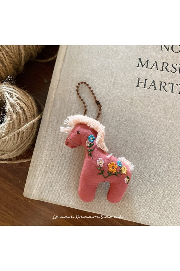 New Korean ins style embroidered flower pony pendant, cute bead chain keychain, versatile bag accessory