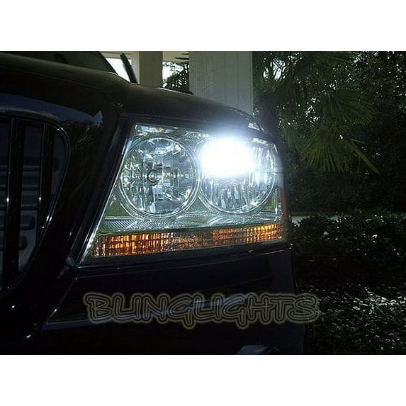 New Lincoln Aviator HID Head Lamp Replacement Light Bulbs Set Pair