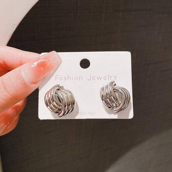 New Niche Design Sense Geometric Staggered Earrings Fashionable Simple Metal Cold Wind Ear Jewelry