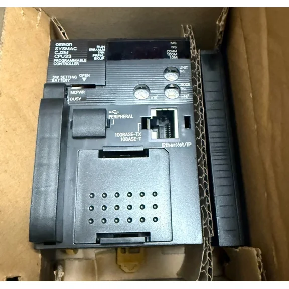 New Omron CJ2M-CPU33 PLC Automation Controls Module Expedited Shipping