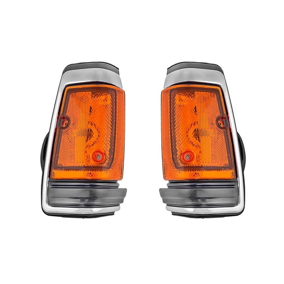 New Pair Of Side Marker Lights Fits Nissan 720 Rwd 1983-86 26180-10W00 Ni2550102