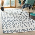 thumbnail image 1 of SAFAVIEH Cedar Brook Jamison Geometric Cotton Area Rug, Ivory/Navy, 4' x 6', 1 of 6