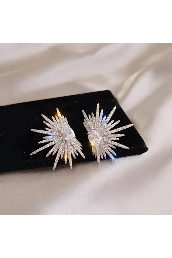 New Silver Color Big Plant Luxury Stud Earrings with Bling Zircon Stone for Women Fashion Jewelry Korean Earring Gift 2023