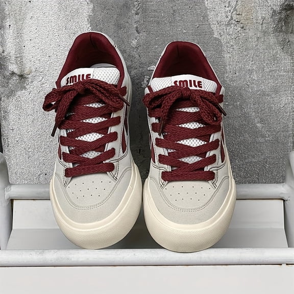 New Spring Breathable Skate Shoes for Men, Casual Low-Top Retro Niche Burgundy Shoes, Versatile Trendy Footwear.