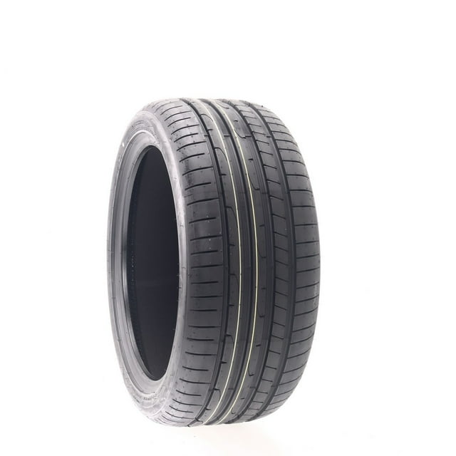 New Tire - 245/40ZR18 Dunlop Sport Maxx RT2 97Y